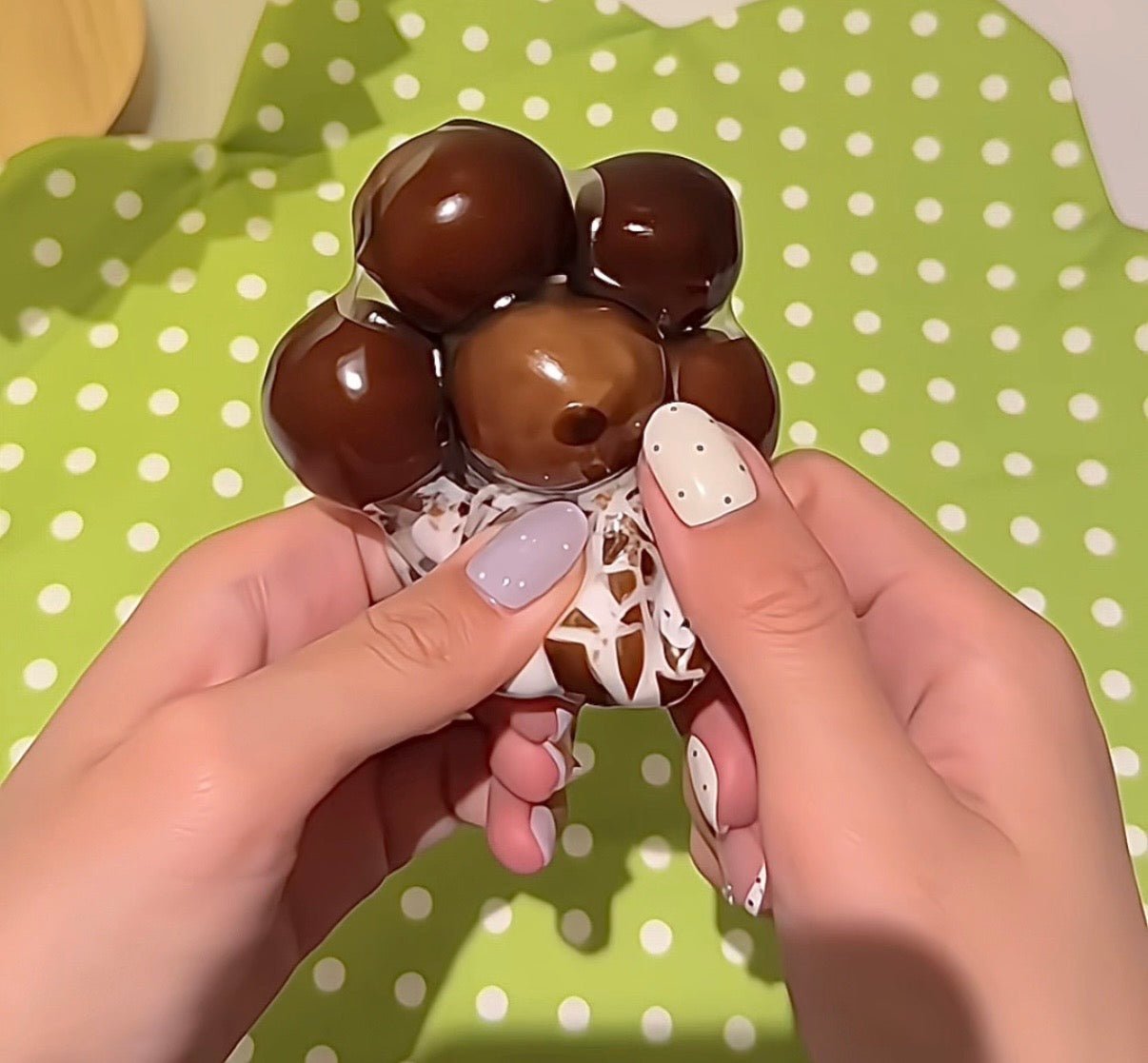 Handmade Crispy Burst Chocolate Squishy Ball - Poke >_<