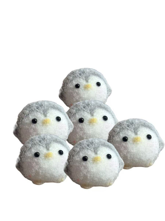 【Tiny Squeeze Bubs】Handmade Squishy Mini Penguin - Poke >_<