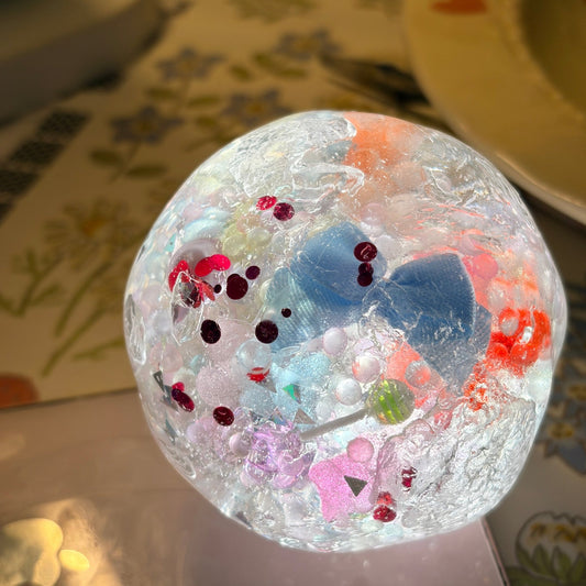 Viral Ice Crack Bow Handmade Squishy, Super Moldable Gentle Squeeze Stress Relief Toy - Poke >_<