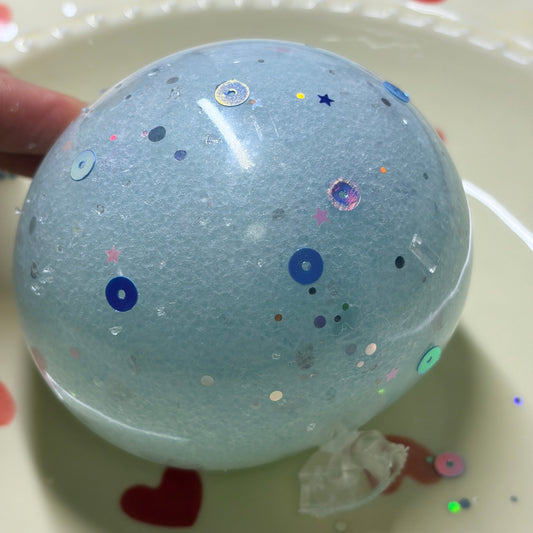 Viral Pastel Blue Snow‑Crunch Squishy, Light‑Force Ice‑Texture Handmade Squeeze Toy - Poke >_<